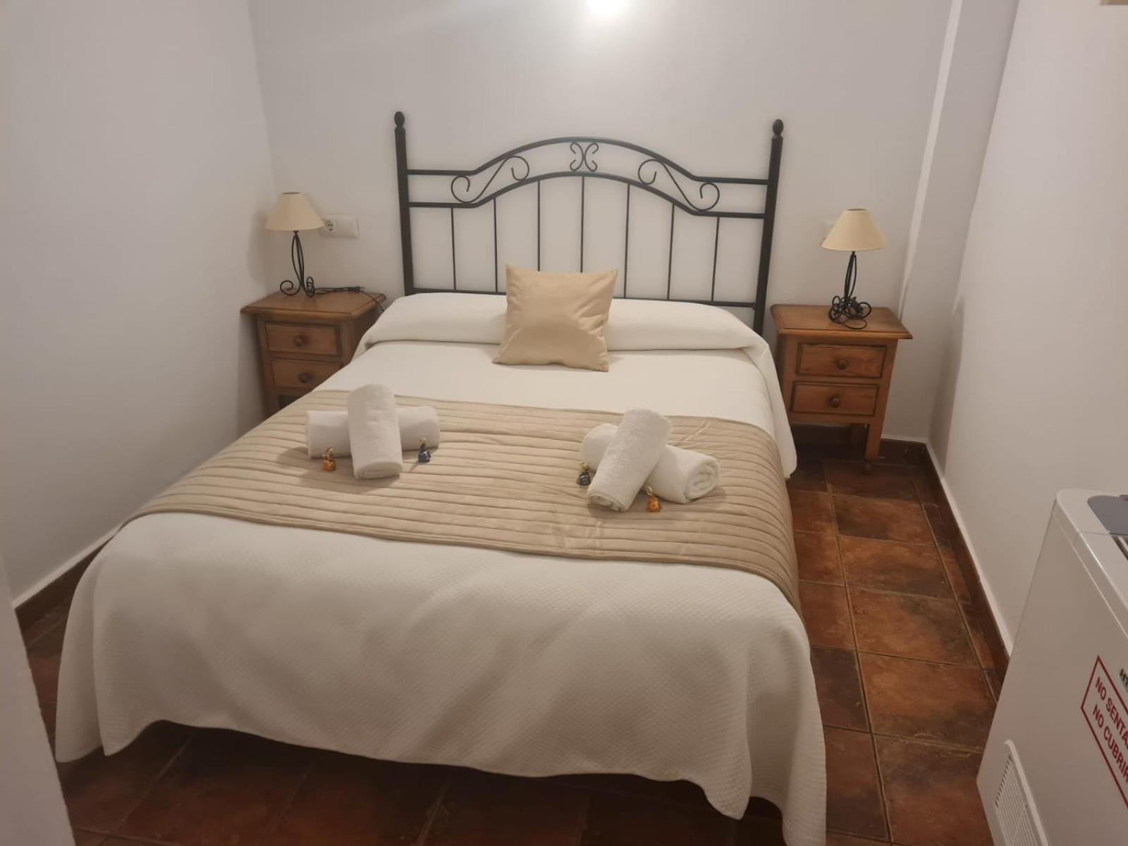 Casa Rural Del Pantano 4 Estrellas Buenache de Alarcon エクステリア 写真